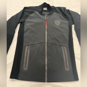 Puma Ferrari Men's Black Performance Jacket medium spandex  blend front pockets
